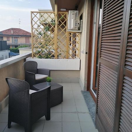 Suite Room Malpensa B&B Cardano Al Campo Luaran gambar