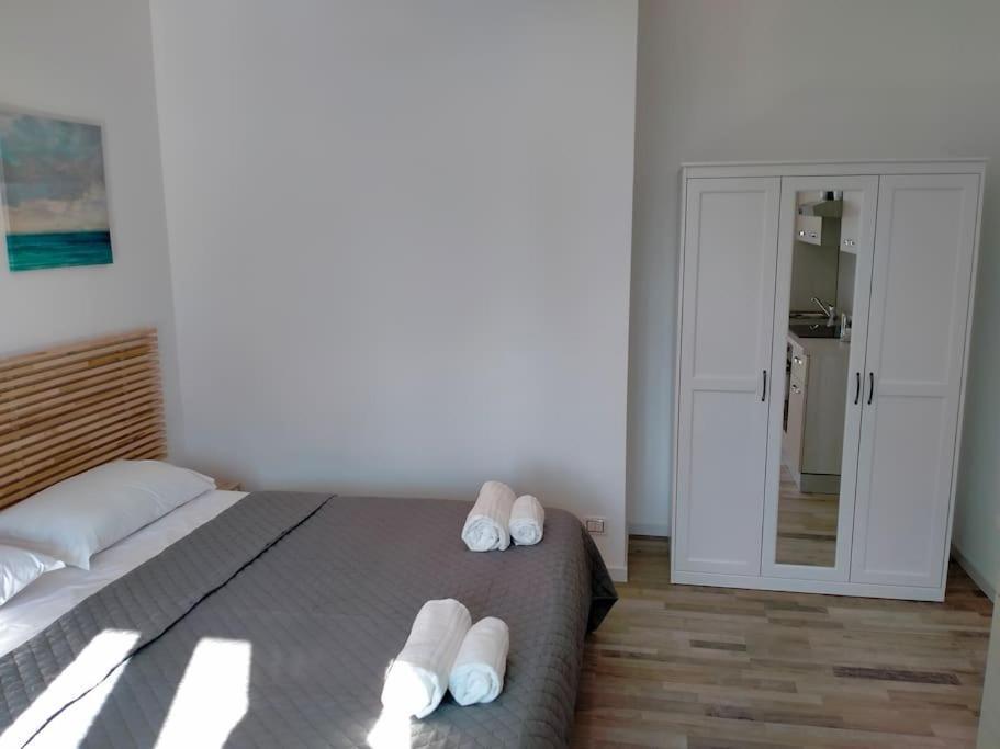 Suite Room Malpensa B&B Cardano Al Campo Luaran gambar