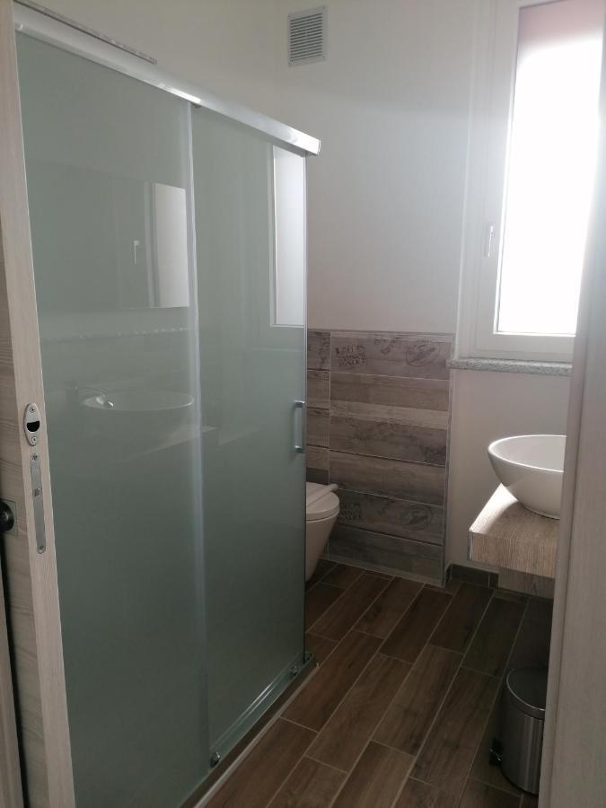 Suite Room Malpensa B&B Cardano Al Campo Luaran gambar