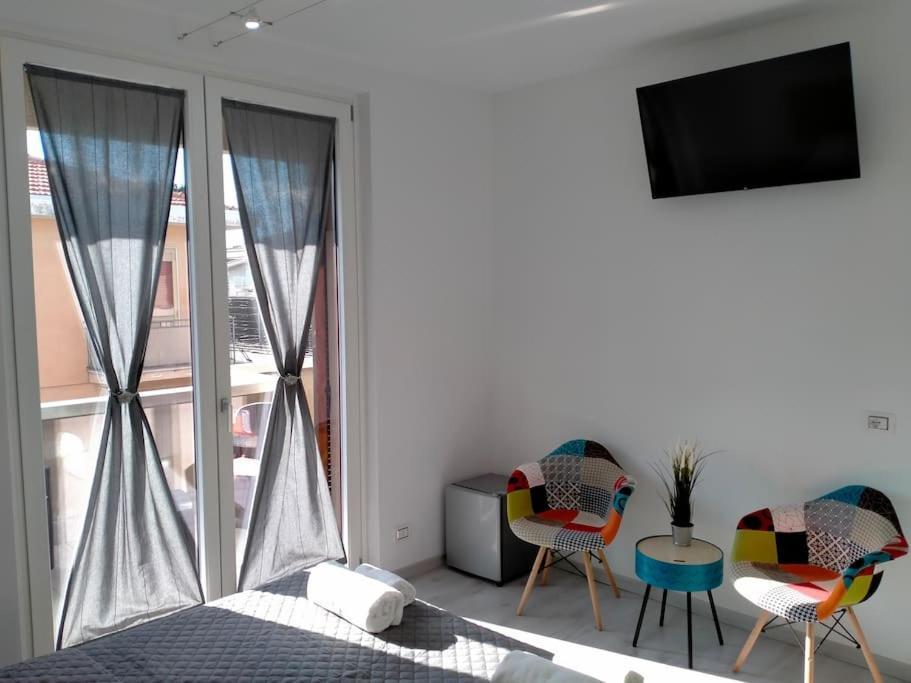 Suite Room Malpensa B&B Cardano Al Campo Luaran gambar
